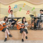 Anak mengikuti kegiatan kreatif dan eksploratif untuk mengembangkan bakat serta potensinya sejak dini.