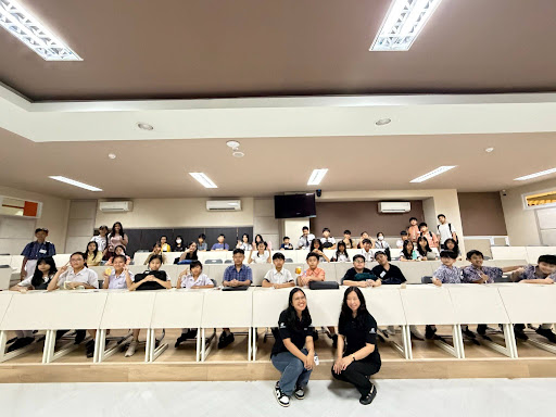 Siswa mengikuti Bridging Class di SMP SCK Citra Garden untuk mempersiapkan transisi dari SD ke SMP.
