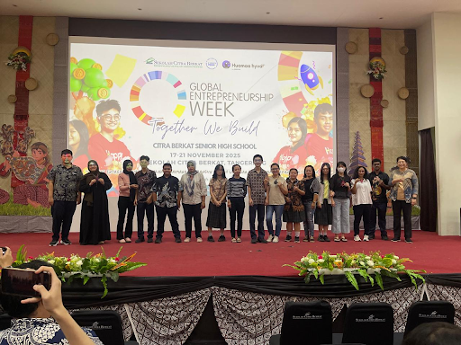 Siswa SMA Citra Berkat Tangerang mengikuti Global Entrepreneurship Week 2025 dan mempresentasikan proyek bisnis inovatif.