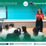 Siswa SMP SMA mengikuti kegiatan MPLS di Sekolah Citra Kasih Samarinda