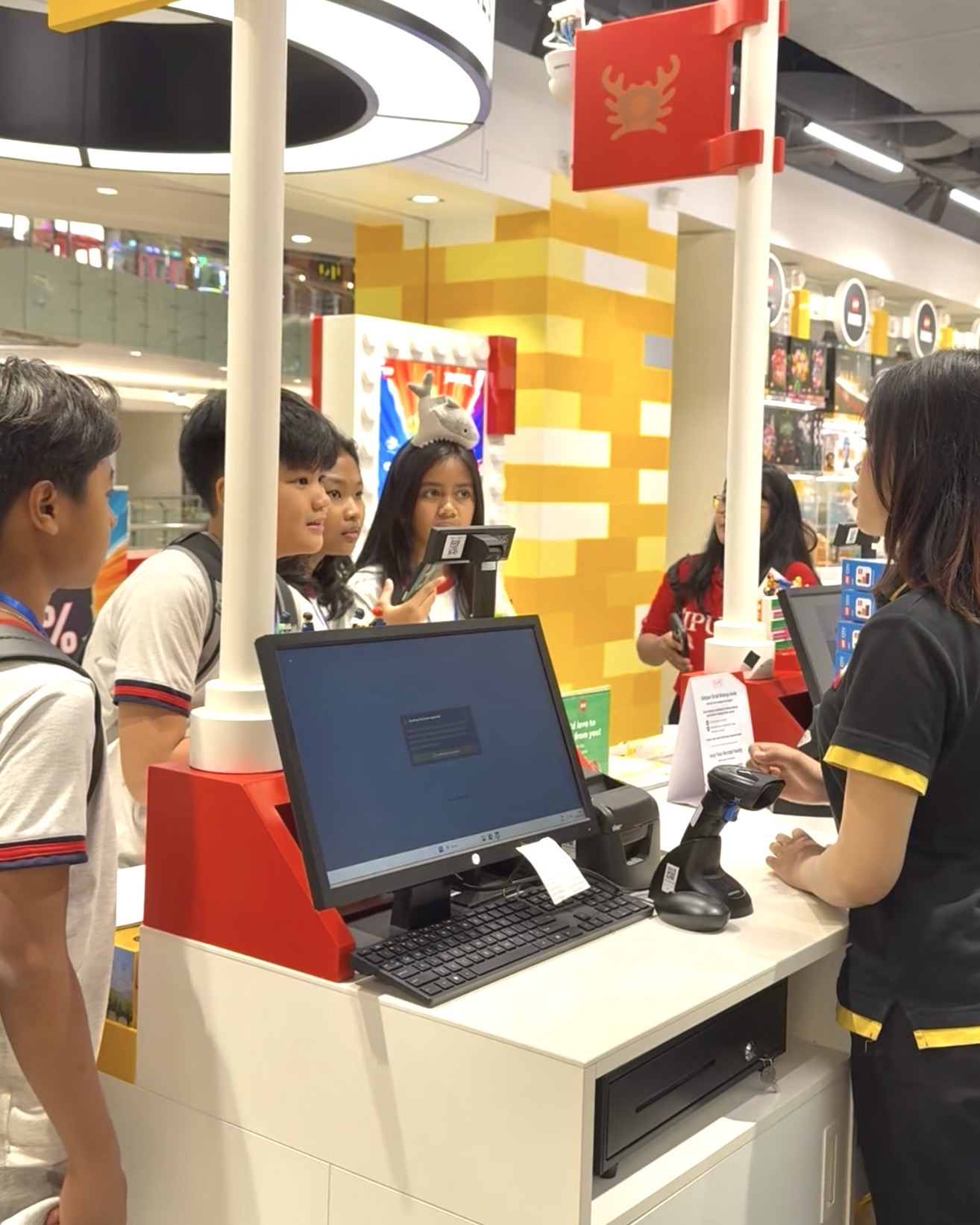 Siswa Sekolah Ciputra Kasih Surabaya belajar entrepreneurship melalui Junior Entrepreneurs Exploring Day 2026