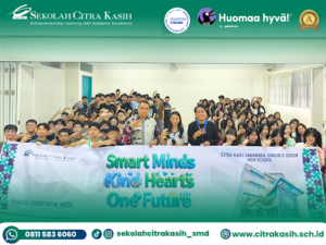 Siswa SMP SMA mengikuti kegiatan MPLS sekolah di Sekolah Citra Kasih Samarinda